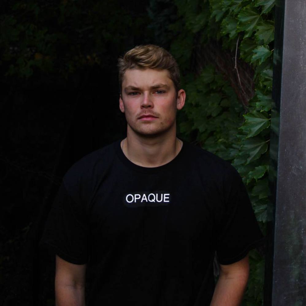 Meet your Posher, Devin